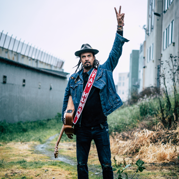 Michael Franti - Musician & Activist | RiseUP